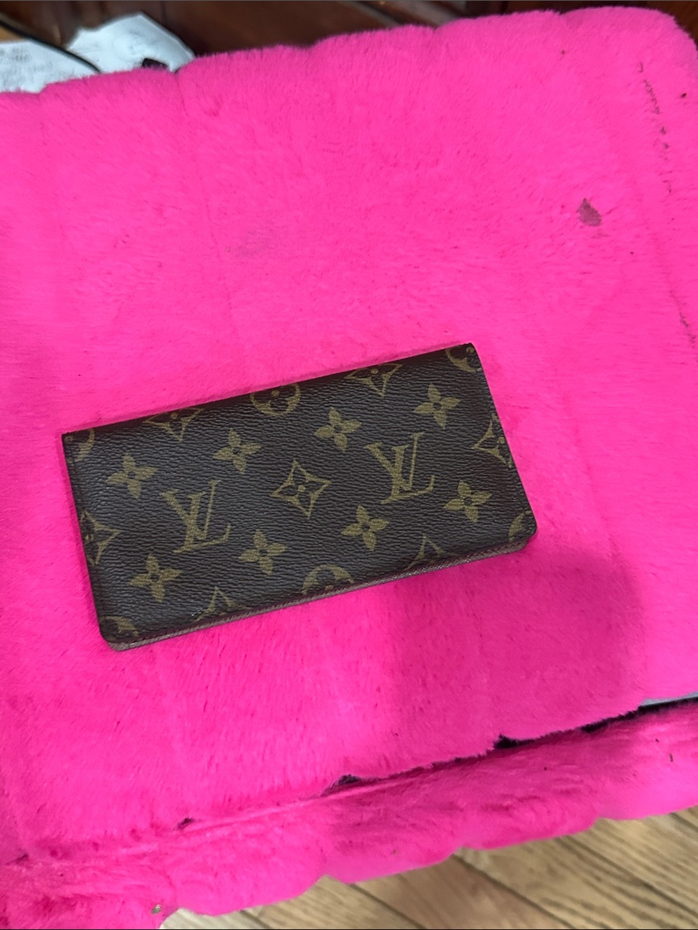 Louis Vuitton Monogram Checkbook